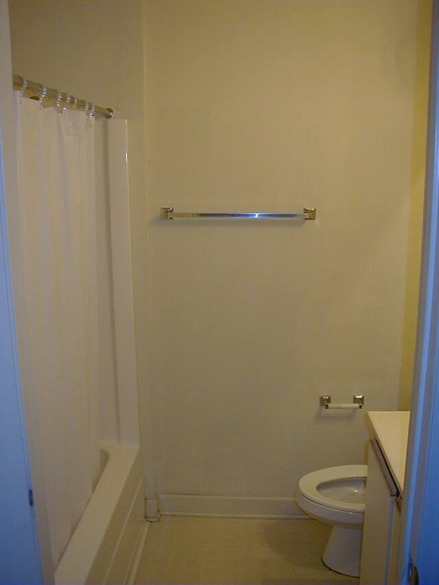 Private bathroom in each bedroom at University Commons